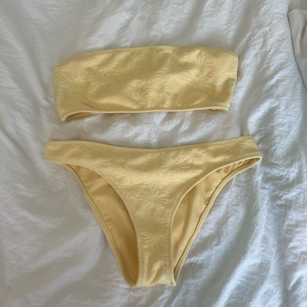 L.A. Hearts Yellow Bikini💛